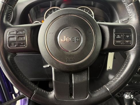 Used 2018 Jeep Wrangler Unlimited Sport S image 16
