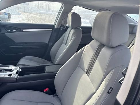 Used 2018 Honda Civic EX image 10