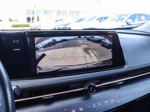 Used 2023 Nissan Ariya FWD image 24