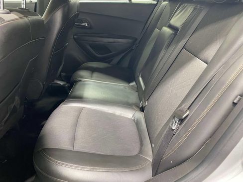 Used 2022 Chevrolet Trax LT w/ Sport Edition AWD/4WD image 10