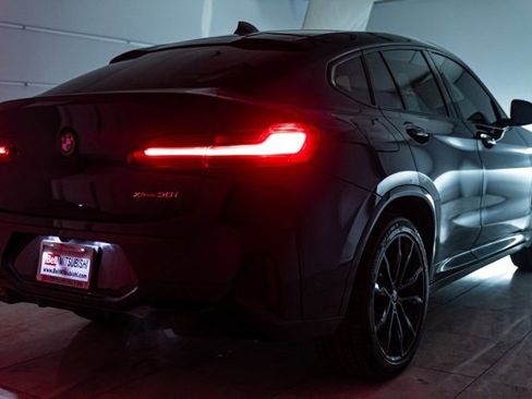 Used 2024 BMW X4 xDrive30i w/ Premium Package image 41
