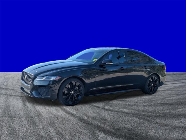Used 2024 Jaguar XF R-Dynamic SE RWD image 8