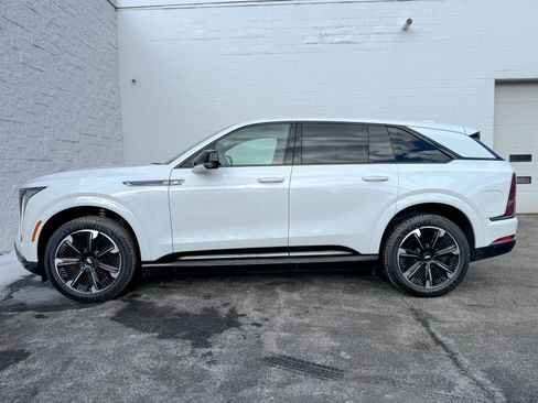 New 2025 Cadillac Escalade IQ Sport 2 AWD/4WD image 8