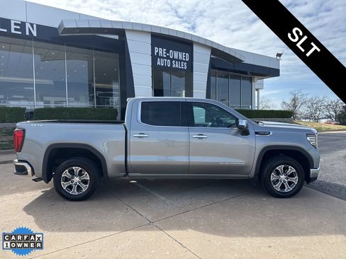 Used 2025 GMC Sierra 1500 SLT AWD/4WD image 2