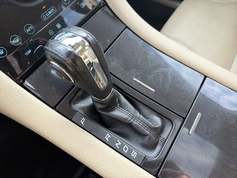 Used 2018 Ford Taurus Limited w/ Driver Assist Package FWD image 26