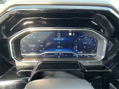 Certified 2022 Chevrolet Silverado 1500 ZR2 w/ Technology Package image 10