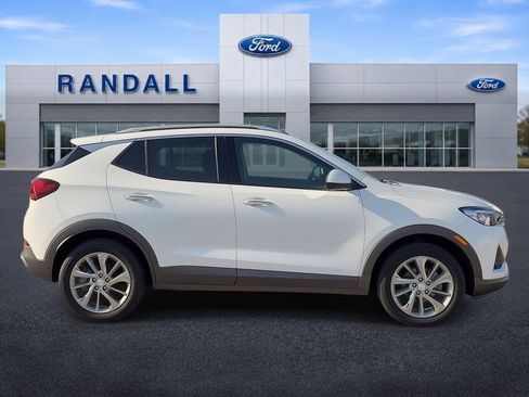 Used 2022 Buick Encore GX Essence w/ Experience Buick Package AWD/4WD image 6