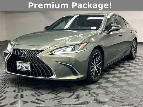 Certified 2024 Lexus ES 350 w/ Premium Package image 2