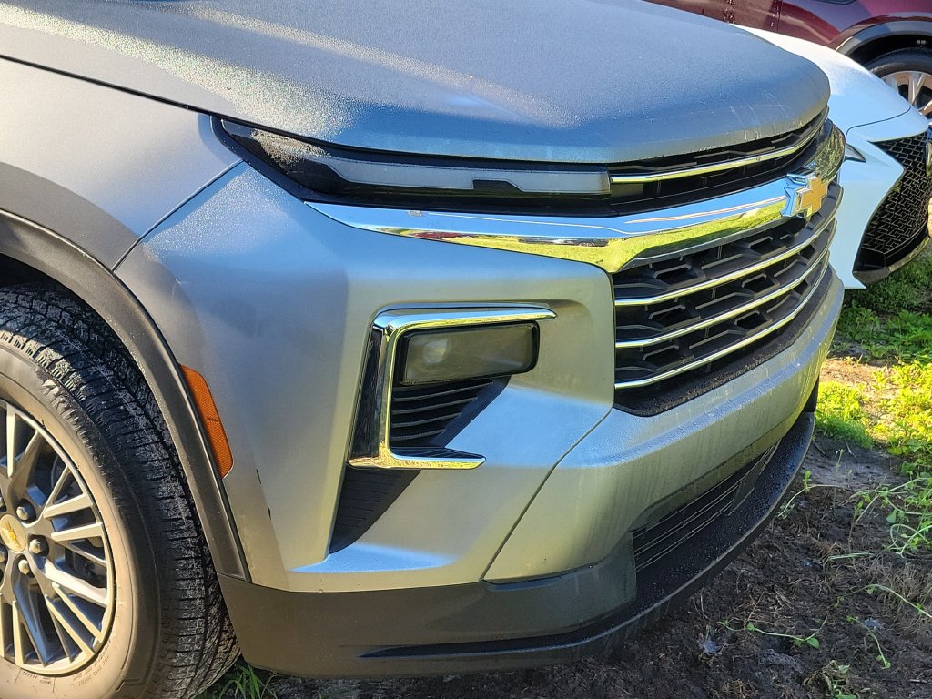 Used 2024 Chevrolet Traverse LT FWD image 13