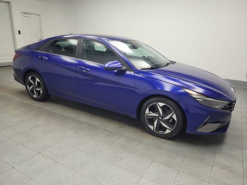 Used 2023 Hyundai Elantra Limited image 11