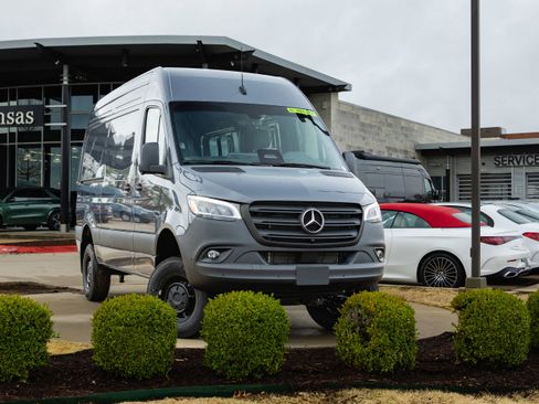 New 2026 Mercedes-Benz Sprinter 2500 image 1