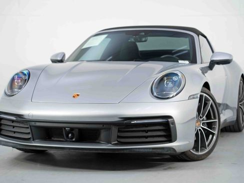 Used 2024 Porsche 911 Targa 4 w/ Premium Package image 3