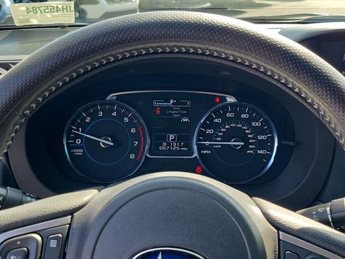 Used 2018 Subaru Forester 2.5i Touring AWD/4WD image 25