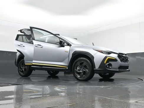 Used 2025 Subaru Crosstrek 2.5i Sport AWD/4WD image 32