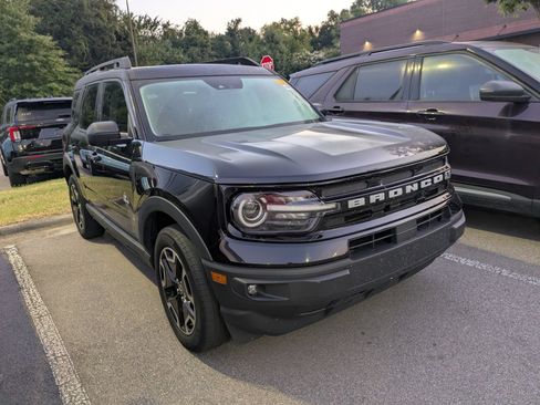 Certified 2024 Ford Bronco Sport Outer Banks w/ Tech Package AWD/4WD image 1