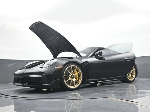 Certified 2024 Porsche 911 Turbo AWD/4WD image 28