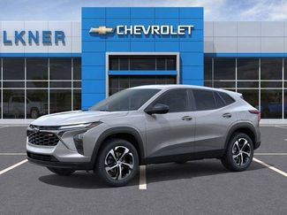 New 2025 Chevrolet Trax RS w/ Sunroof Package video 2