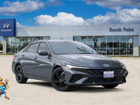 New 2026 Hyundai Elantra SEL Sport image 1