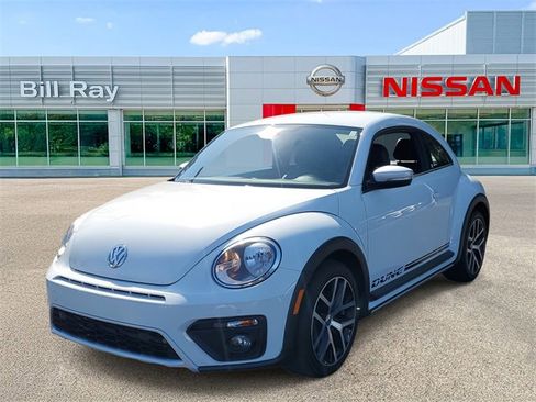 Used 2017 Volkswagen Beetle 1.8T Dune image 2