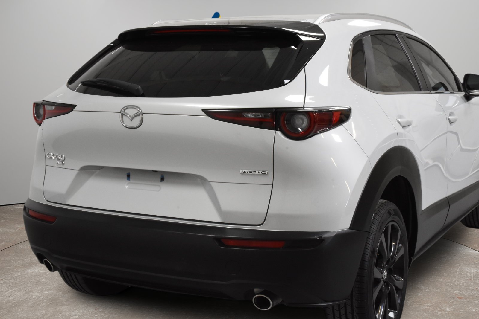 Used 2024 MAZDA CX-30 AWD 2.5 S w/ Select Sport Pkg image 3