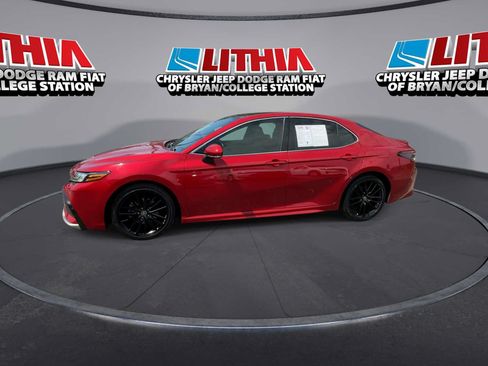 Used 2021 Toyota Camry XSE w/ Navigation Package FWD image 4