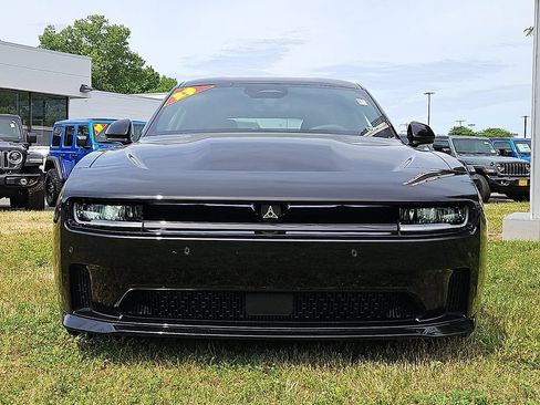 Used 2025 Dodge Charger Daytona R/T w/ Quick Order Package 25M R/T AWD/4WD image 2