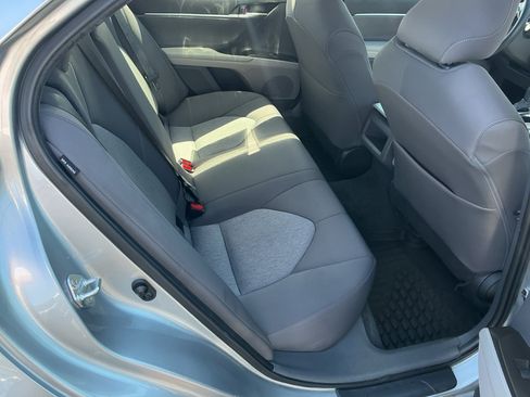 Used 2022 Toyota Camry LE w/ Convenience Package FWD image 32