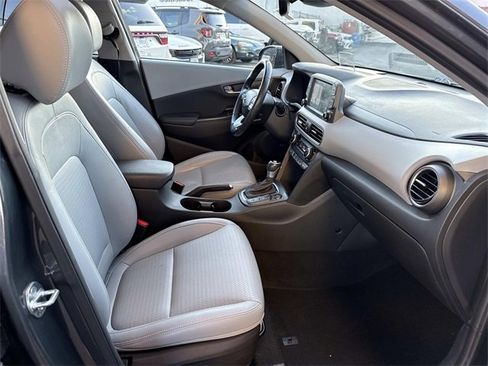 Used 2021 Hyundai Kona Ultimate w/ Cargo Package image 10