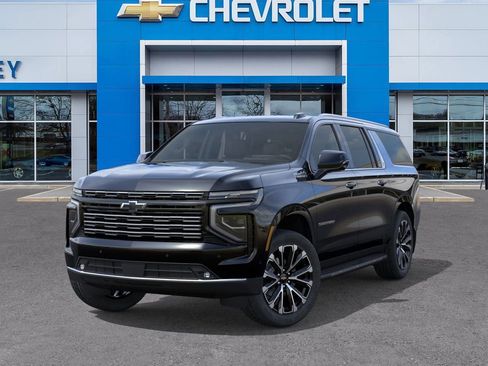 New 2025 Chevrolet Suburban High Country image 6