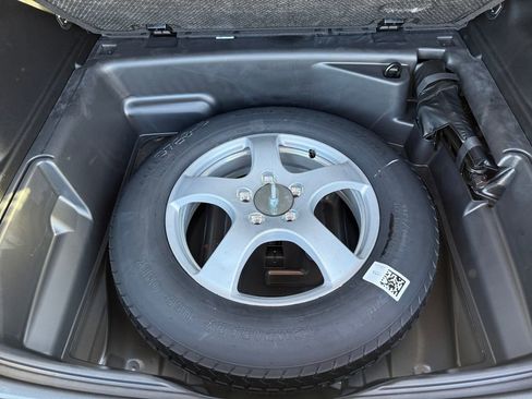 New 2025 Jeep Grand Cherokee Altitude image 30