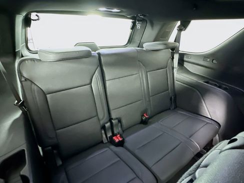 Used 2026 Chevrolet Tahoe Z71 w/ Comfort Package AWD/4WD image 36