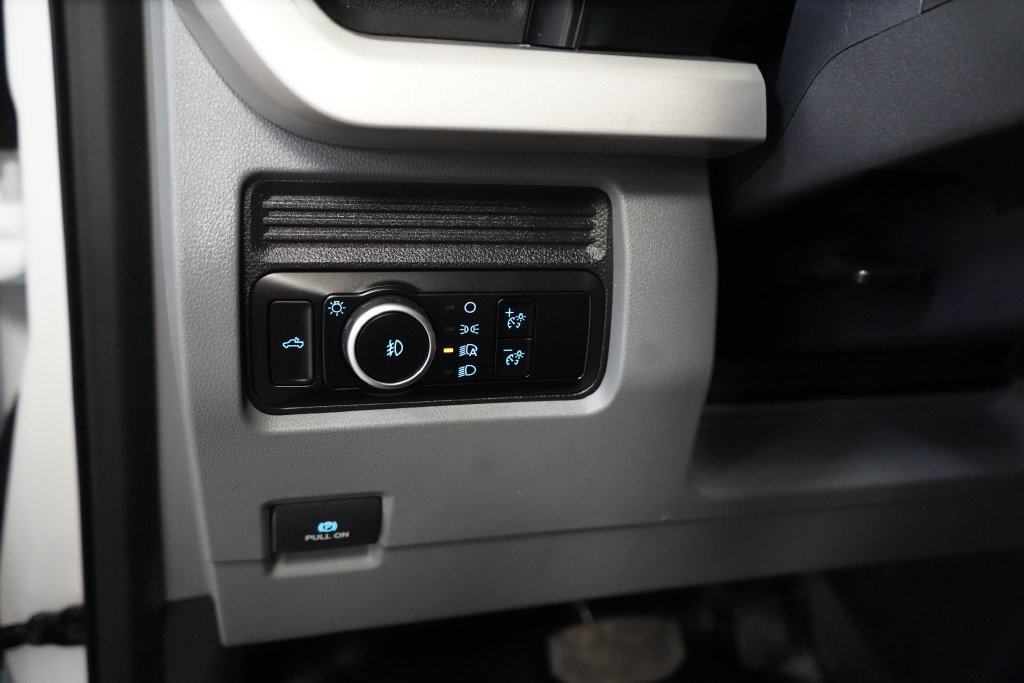 Used 2025 Ford F350 XL AWD/4WD image 35