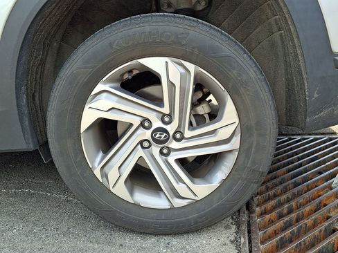 Certified 2023 Hyundai Santa Fe SEL AWD/4WD image 4