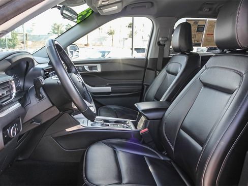 Used 2023 Ford Explorer XLT w/ Equipment Group 202A image 22