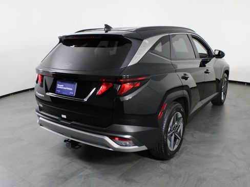 Used 2026 Hyundai Tucson SEL FWD image 16