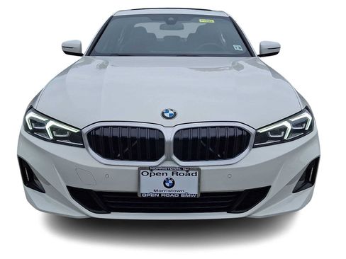 Used 2023 BMW 330i xDrive Sedan w/ Driving Assistance Package AWD/4WD image 2