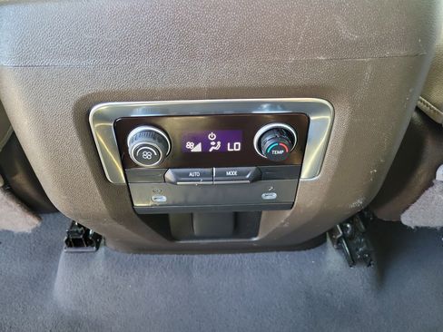 Used 2023 Chevrolet Tahoe LT image 14