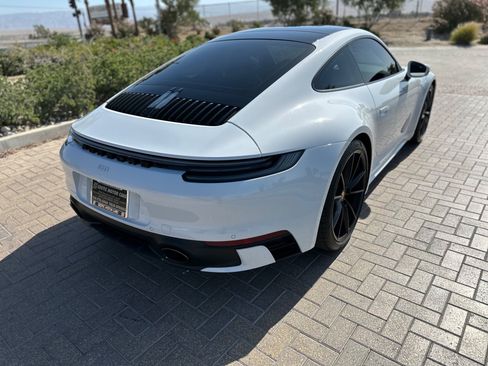 Used 2021 Porsche 911 Carrera RWD image 19