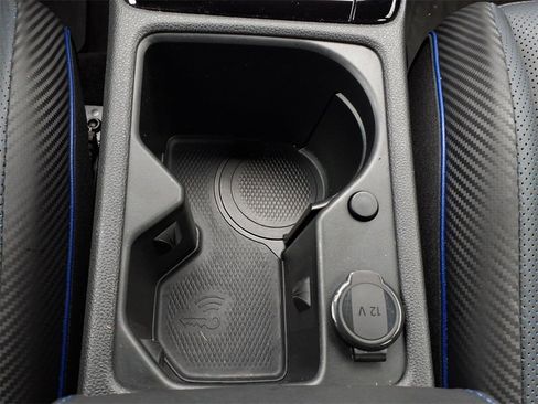 Used 2023 Volkswagen Golf 20th Anniversary Edition image 13