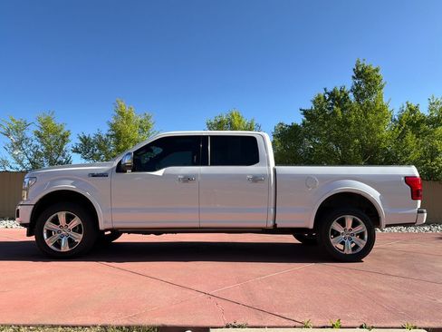 Used 2018 Ford F150 Platinum w/ Technology Package AWD/4WD image 5