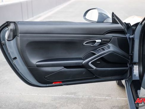 Used 2017 Porsche 911 Carrera image 60