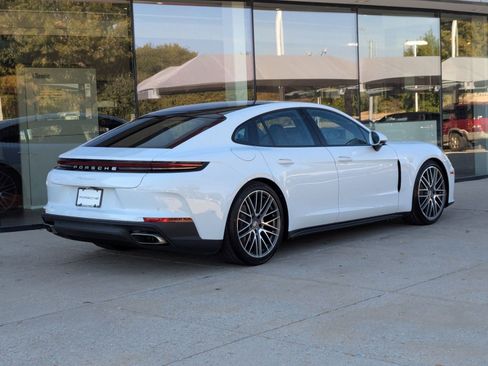 New 2026 Porsche Panamera image 9