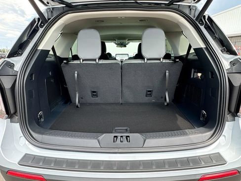 New 2026 Ford Explorer Active w/ Active Comfort Package RWD image 26