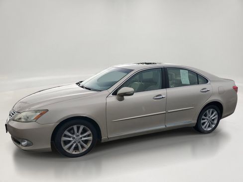 Used 2012 Lexus ES 350 FWD image 2