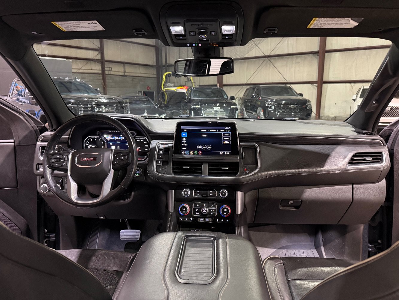 Used 2021 GMC Yukon SLT w/ SLT Luxury Plus Package RWD image 28