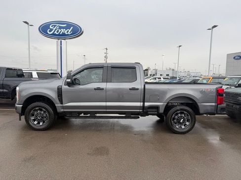 Used 2024 Ford F250 XL w/ STX Appearance Package image 32