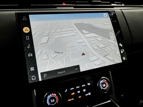 Used 2023 Land Rover Range Rover SE image 63