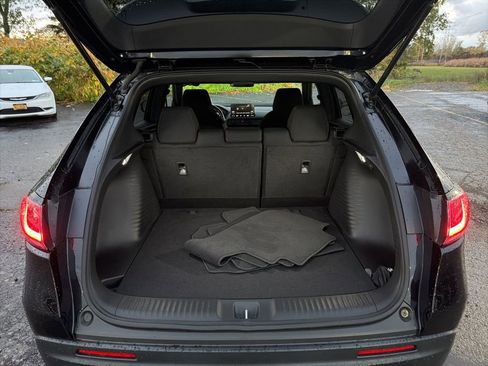 Certified 2024 Honda HR-V Sport image 9