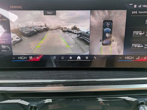 New 2026 BMW X6 xDrive40i w/ Climate Comfort Package image 25