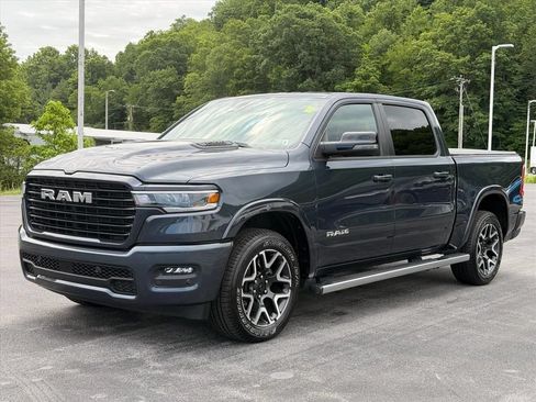 Used 2026 RAM 1500 Laramie w/ Sport Appearance Package AWD/4WD image 8
